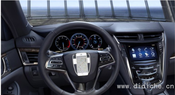 I prodotti per la decorazione dell'auto presentano enormi rischi per la sicurezza.  Li hai in macchina?