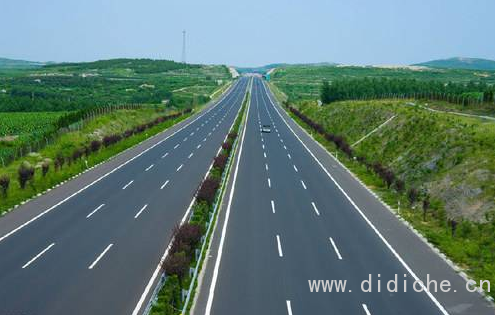 Una raccolta di 13 fredde conoscenze sulle auto, ne sai due, perdo! Una raccolta di 13 fredde conoscenze sulle auto, ne sai due, perdo!