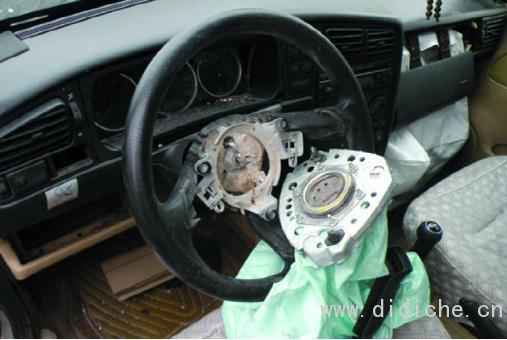Richiama 100 milioni di auto a causa di problemi con l'airbag? Comprendi rapidamente la conoscenza del freddo dell'airbag Richiama 100 milioni di auto a causa di problemi con l'airbag? Comprendi rapidamente la conoscenza del freddo dell'airbag