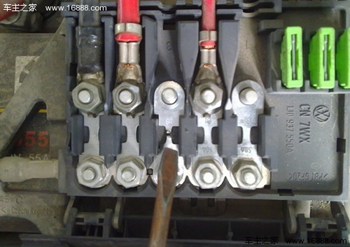 Cosa fare con l'allarme della temperatura dell'acqua? Ti insegna a risolvere i problemi delle ventole elettroniche Cosa fare con l'allarme della temperatura dell'acqua? Ti insegna a risolvere i problemi delle ventole elettroniche