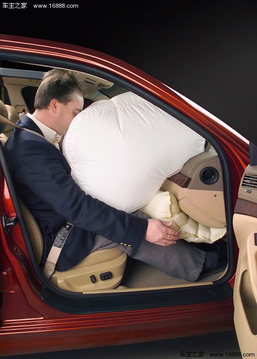 Cose che trascuri, per insegnarti la manutenzione dell'airbag dell'auto