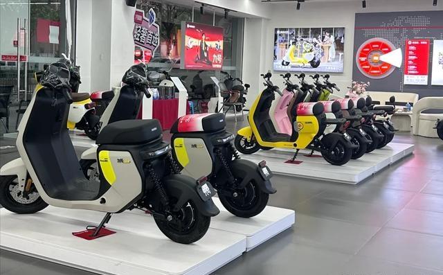 Il nuovo standard nazionale è in arrivo, quale auto dovrei comprare adesso? Posso ancora guidare la mia vecchia macchina? Spiegalo chiaramente in un articolo