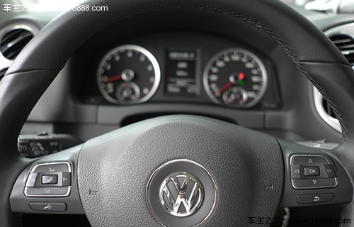 Conoscenza manutenzione auto autunnale: è necessario pulire gli interni quando cambia stagione Conoscenza manutenzione auto autunnale: è necessario pulire gli interni quando cambia stagione