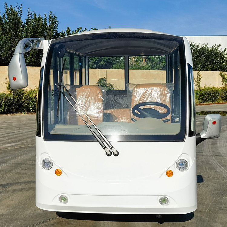 Nuovo camioncino energetico per i punti panoramici delle fabbriche: capace di trasportare passeggeri e caricare merci, con un'autonomia fino a 120 km Nuovo camioncino energetico per i punti panoramici delle fabbriche: capace di trasportare passeggeri e caricare merci, con un'autonomia fino a 120 km