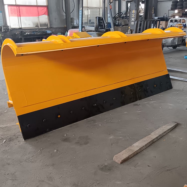 Come rimuovere la neve in modo efficiente con un camioncino trasformato in spazzaneve? Analisi dei parametri tecnici della pala da neve e degli scenari applicabili Come rimuovere la neve in modo efficiente con un camioncino trasformato in spazzaneve? Analisi dei parametri tecnici della pala da neve e degli scenari applicabili